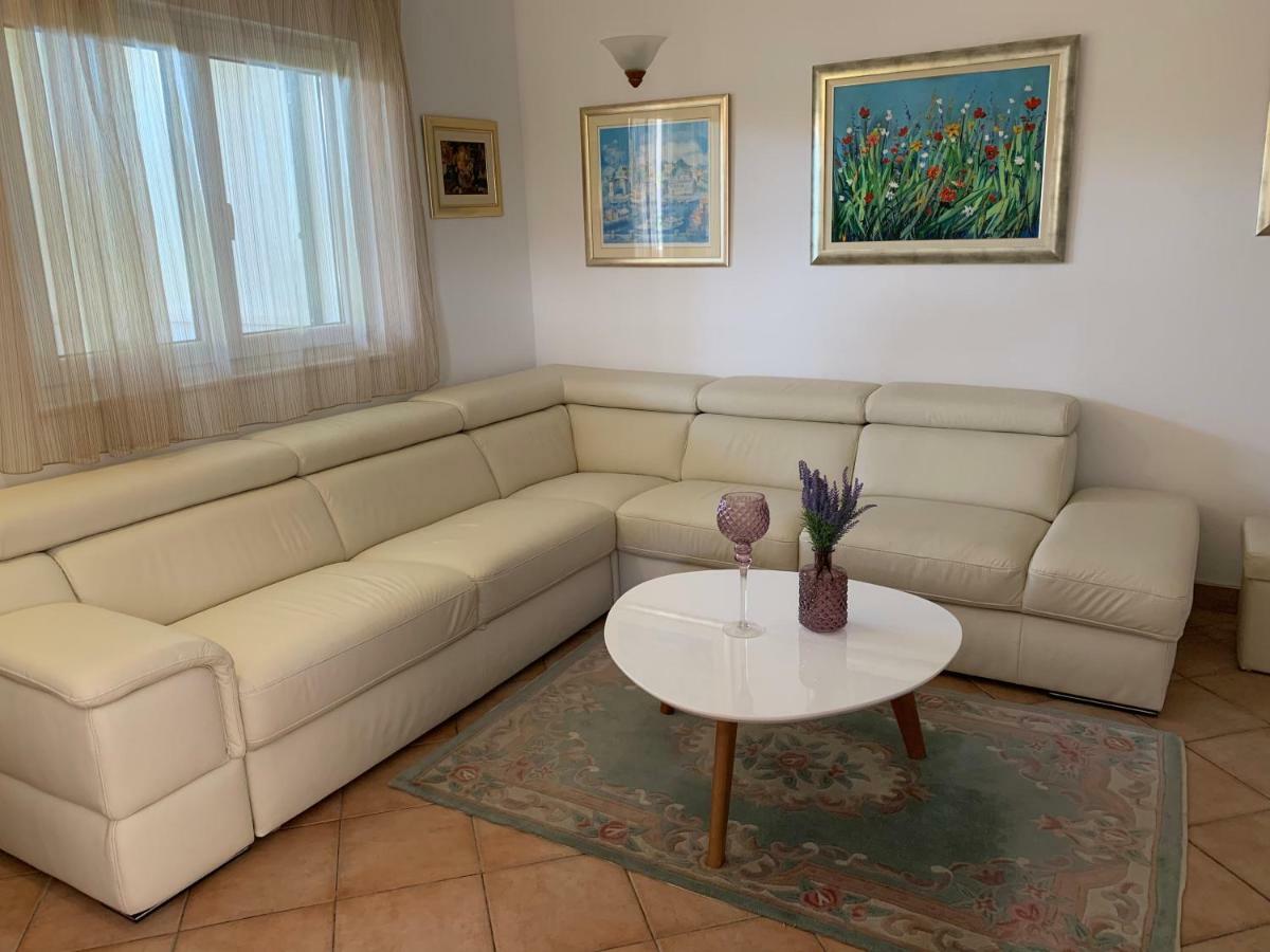 Apartman Stipic 1 บาชกาโวดา ภายนอก รูปภาพ